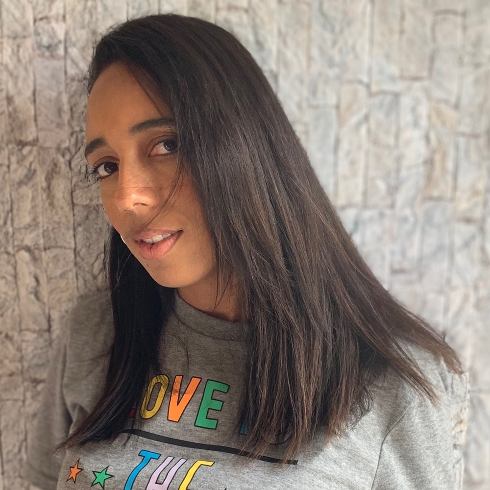 Meet your Posher, Whitney